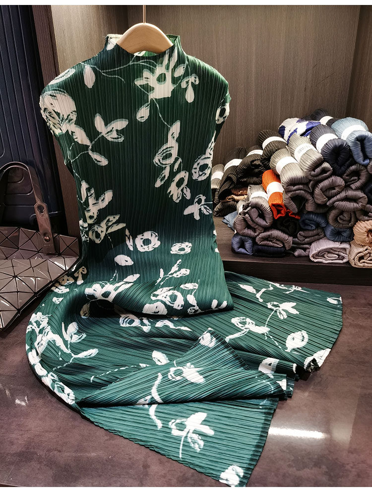 Đầm maxi nữ cổ đứng tay ngắn in họa tiết xếp ly xẻ tà — Màu đen, Màu xanh lá, Màu mơ chi tiết 16