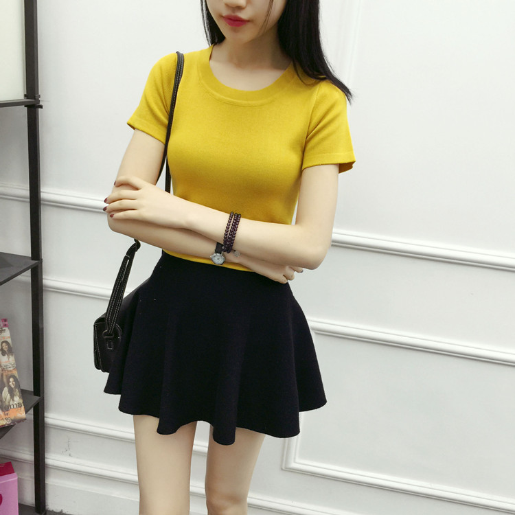 Áo lụa mùa hè mới màu rắn cổ tròn áo thun ngắn tay nữ Slim đan hàng đầu Hàn Quốc sinh viên hoang dã áo form rộng nữ