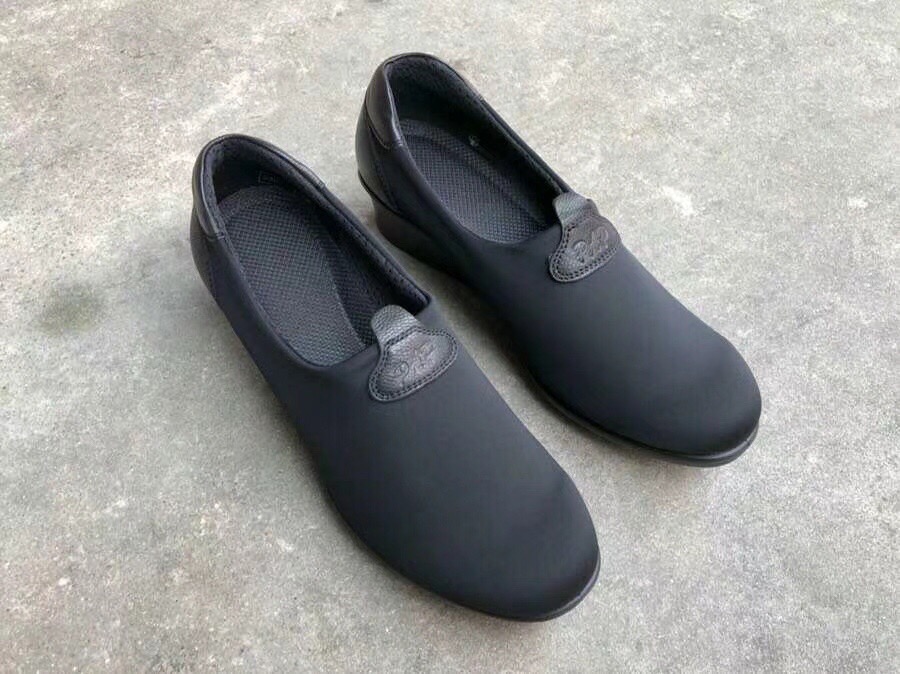 New women's cloth shoes Black women's cloth shoes