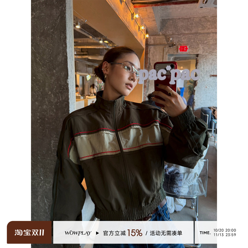 Wowplay Yang Jiqi Retro Patchwork Short Jacket for Women, Autumn Waist-Cinching Stand Collar Apuri Style Workwear Jacket Wowplay Yang Jiqi Retro Patchwork Short Jacket for Women, Autumn Waist-Cinching Stand Collar Apuri Style Workwear Jacket
