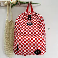 Красная коробка