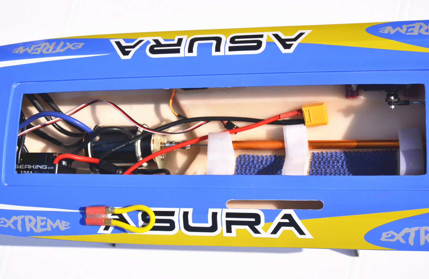 Mo King Супермаркет, Hydra Mono2Great White Sharkless Brushless Power Ship