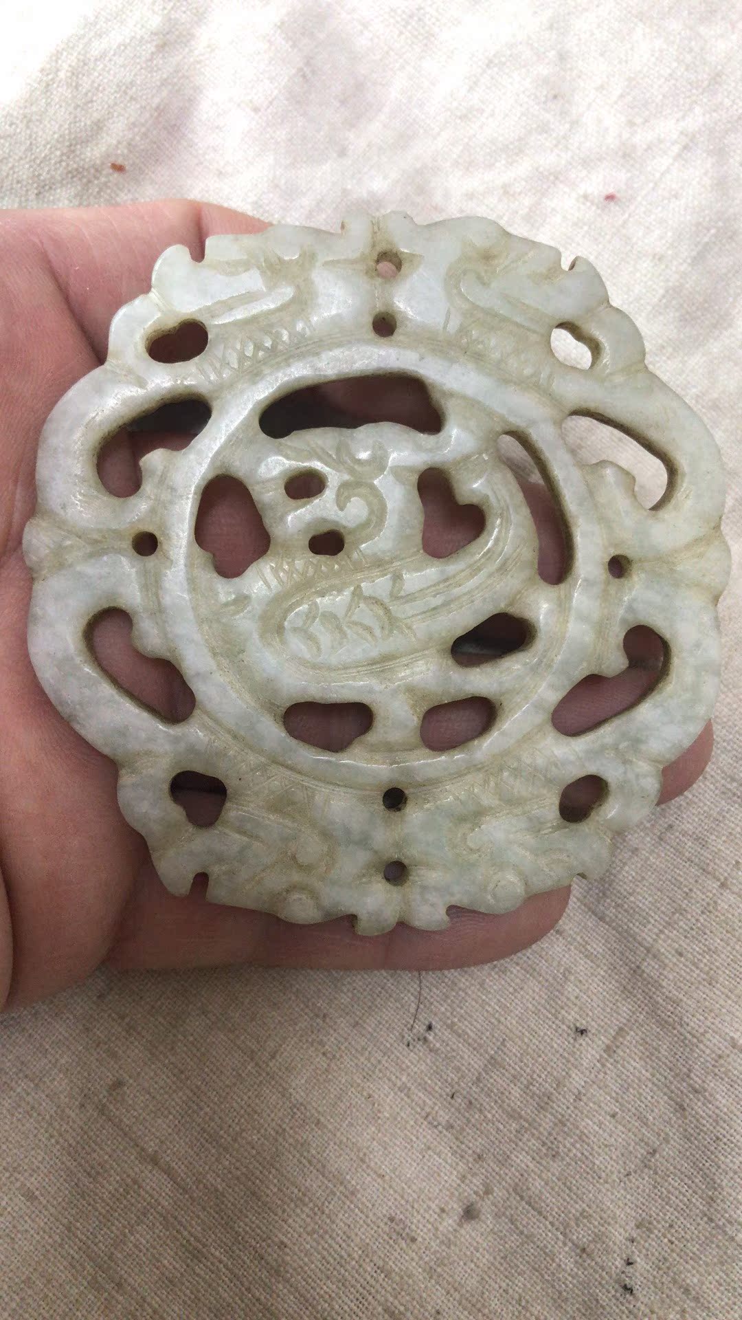 Jade dragon card -191 Ancient jade Old jade Red Mountain Cultural old objects Warring Han Liao Jinyu Rivers Touching River Grinding Jade and Tian Yuu