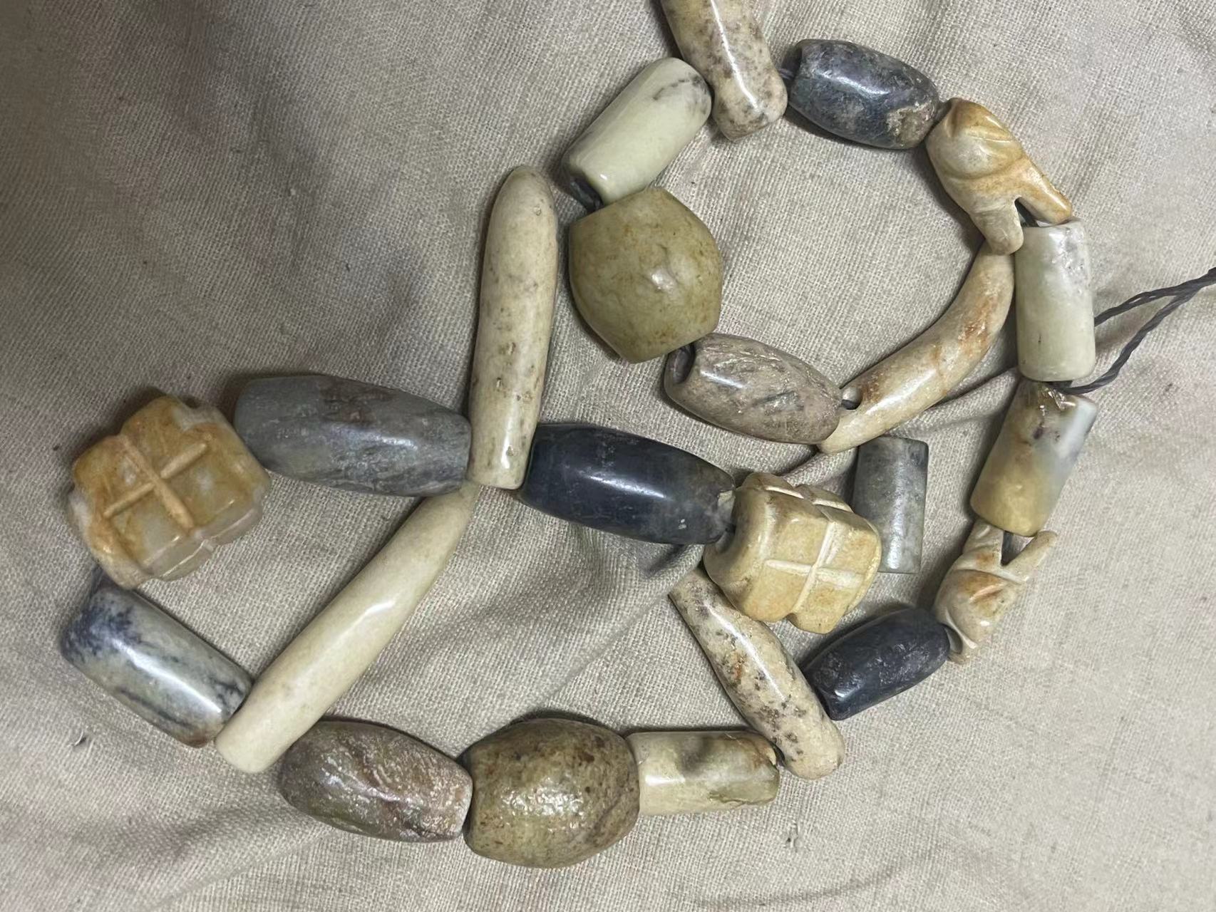 Yu - 22 Old jade old jade culture old Jade culture old man Liaoyin jade river touched river to grind jade and jade