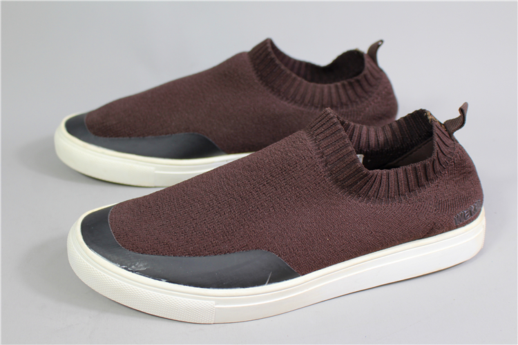 Foreign trade tail single special offer 39 yards outdoor casual shoes ultra light breathable sneakers soft bottom lazy one pedal men's shoes