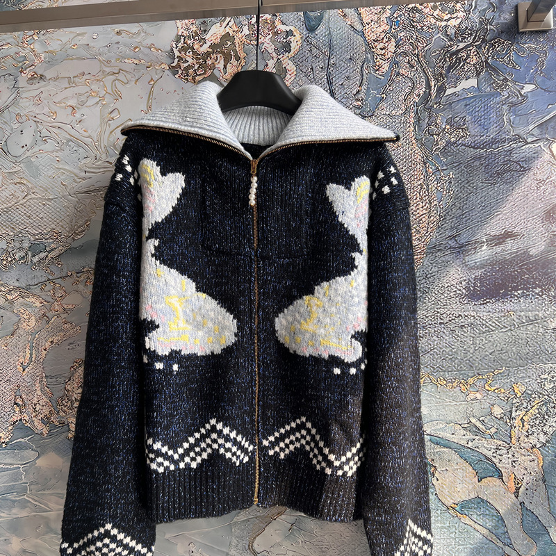 2025 New Knitted Wool Cardigan Long-Sleeve Zipper Pearl Fish Jacquard Letter Old Money Style Unisex Jacket