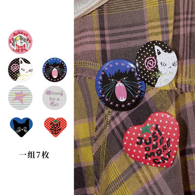 The original design of the cute and childlike animal-printed badge decoration by the chemical girl "Cute Pet Planet"