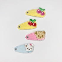 Pet fabric bb clip clip clip cartoon embroidery 3cm small clip Maltese Yorkshire Sistidi