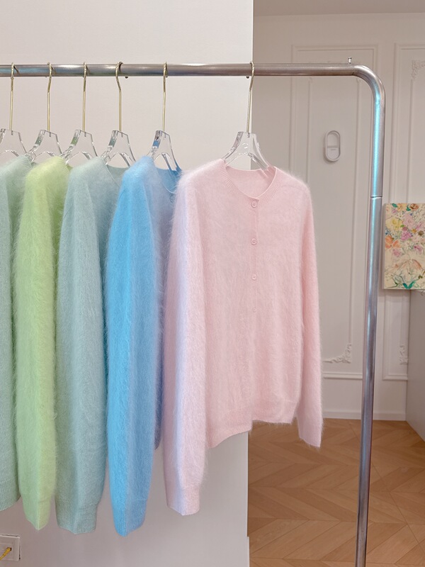 New Autumn and Winter Cashmere Brushed Light Pink Cardigan Base Sweater, Long Hair, Fluffy and Soft, Women's Inner Wear
