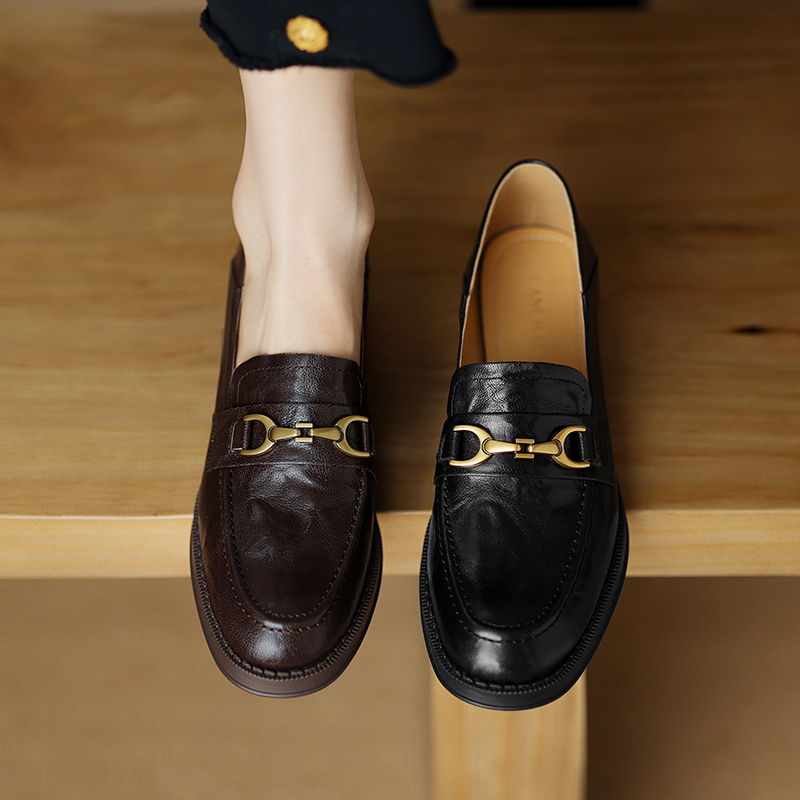 Early Spring New Style Loafers for Women, British Style Slip-On Shoes, Retro Work and College Style, Small Leather Shoes with Horsebit Buckle Early Spring New Style Loafers for Women, British Style Slip-On Shoes, Retro Work and College Style, Small Leather Shoes with Horsebit Buckle