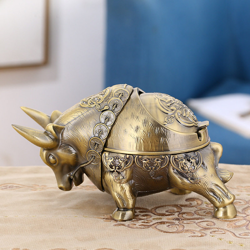 Chinese personality with lid ashtray everyone with tea decoration trend wind-proof mounting trend such as iron bull air-flush