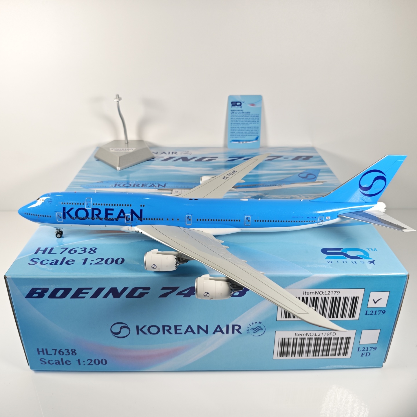SQ Wings 1:200 大韓航空 B747-8I HL7638 SQ Wings 1:200 Korean Air Boeing B747-8 Diecast Aircraft