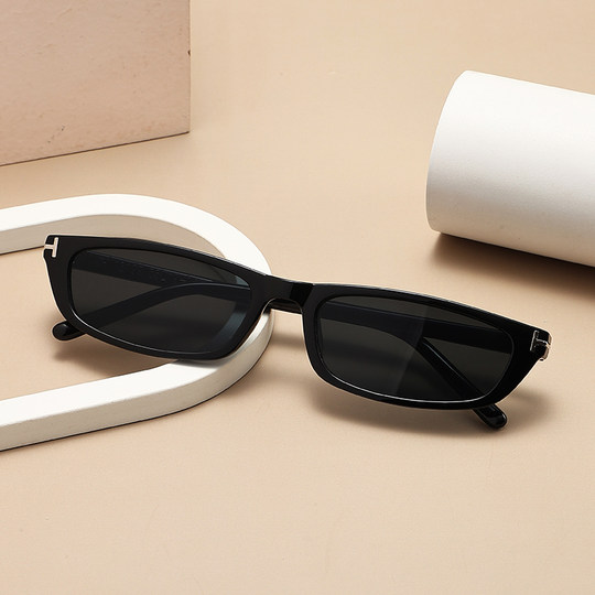 European and American New Style Rectangular Ultra-Small Narrow-Frame Sunglasses for Women, Trendy Korean Version for Men, Bar Disco Hip-Hop Sunglasses