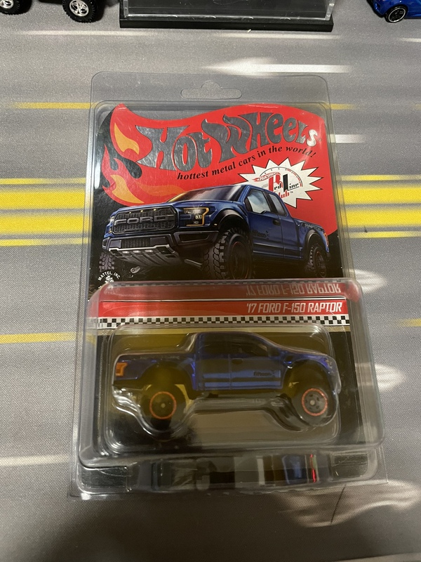 Hot Wheels Rlc Ford Raptor 17 Ford F150 Raptor Pickup Truck Front and Rear Opening Doors Red Line