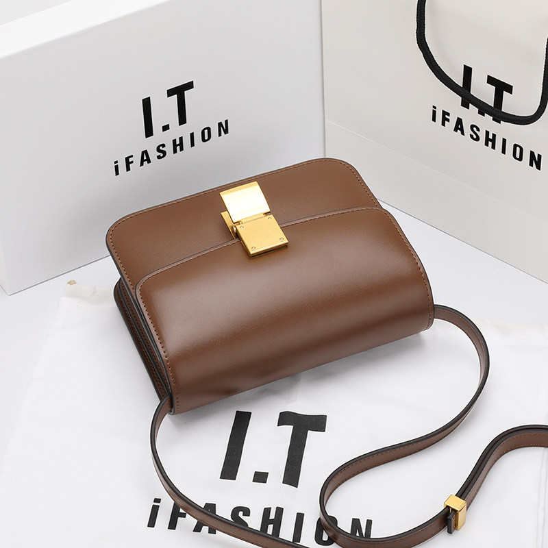 Hong Kong Genuine Leather Girl Bag Kerscrewing Door Tofu Bag Fashion Oblique Satchel small square bag Single shoulder bag Pack 2020 new wave