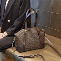 Hong Kong leather womens bag winter New Fashion vintage print shell bag Joker hand shoulder underarm bag