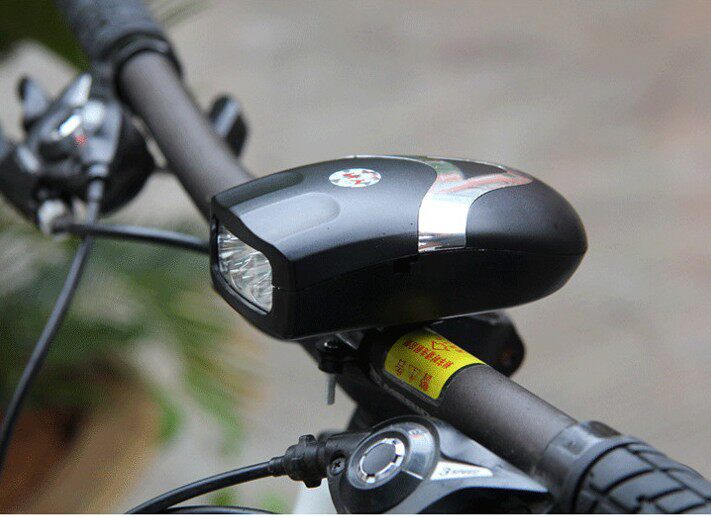 Eclairage pour vélo - phare - Ref 2398317 Image 9