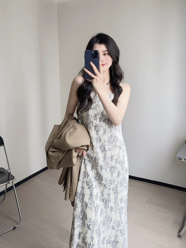 Yichic [чернила -королевая радужная оболочка]