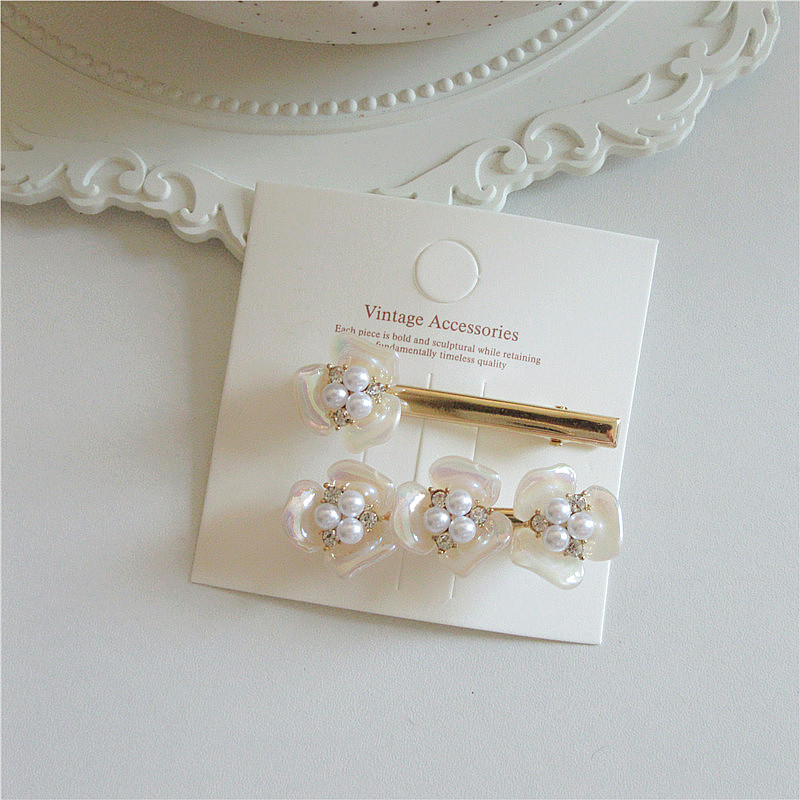 Geometric Flowers Irregular Pearl Alloy Hair Clip Set display picture 5