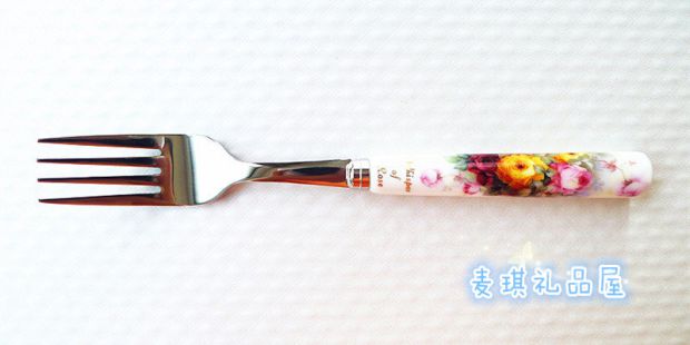 TOPMATE Korea imported kitchen tableware bone China handle stainless steel rose western fork full of five