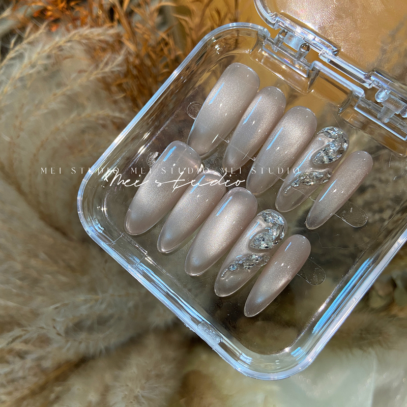 Snake Drill | Plain Water Cat Eye Nude Color with Rhinestones Snake Year Nail Art Pure Desire Style Sparkling Zircon Handmade Wearable Nail Tips