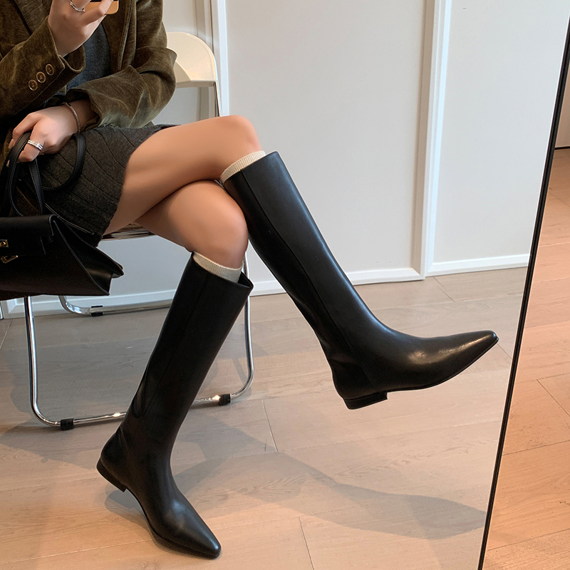 Full Cowhide Genuine Leather Long Boots for Women, Flat-Soled, Retro Pointed Toe Straight Boots, New Autumn and Winter Fleece-Lined Black High-Top Riding Boots Full Cowhide Genuine Leather Long Boots for Women, Flat-Soled, Retro Pointed Toe Straight Boots, New Autumn and Winter Fleece-Lined Black High-Top Riding Boots