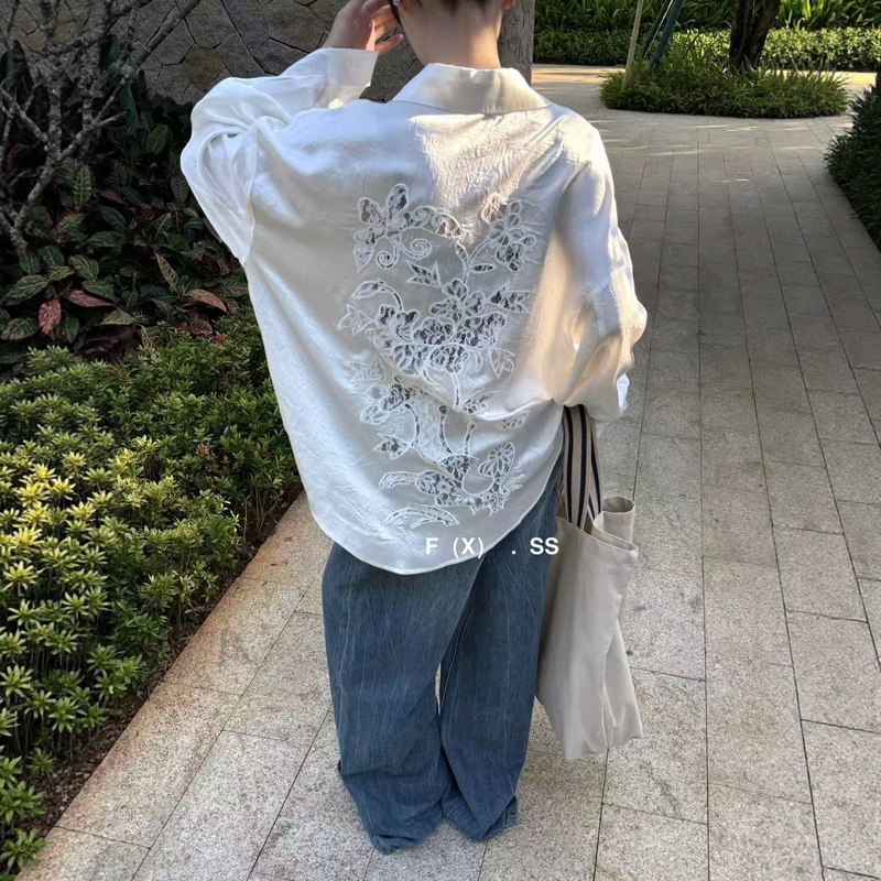 European Station 2026 Spring New European-Style Design with Back Embroidery Lace Mid-Length Loose Acetate Shirt for Women