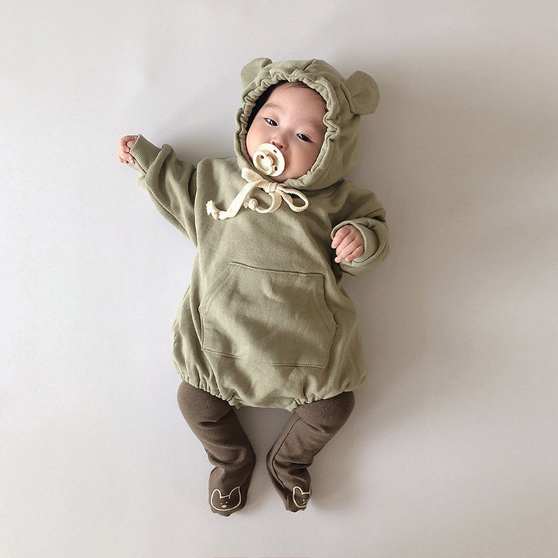 South Korea's coveted baby cute climbing suit male and female baby long sleeves Lianhood sports shirt bag fart clothes baby is even up for autumn