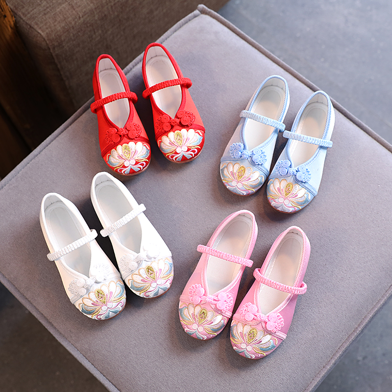 Girls Han Shoes Fall 2022 New Child Embroidery Shoes Tang in China Fair Shoes Dance Shoes