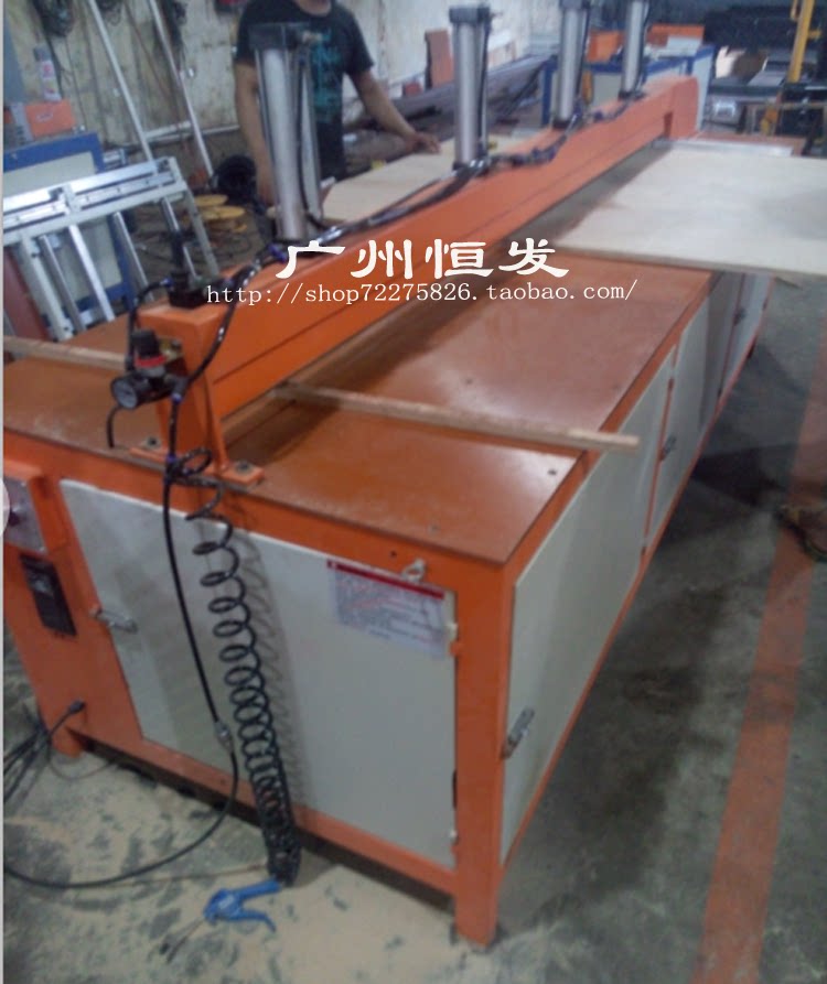 Semi-automatic pneumatic pressing aluminum honeycomb panel Acrylic Plastic Plate Precision Cutting Board Saw Precision Plate Opening Machine 