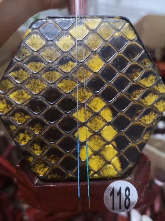 Mexican slightly concave rosewood, hand-skinned, professionally played piano