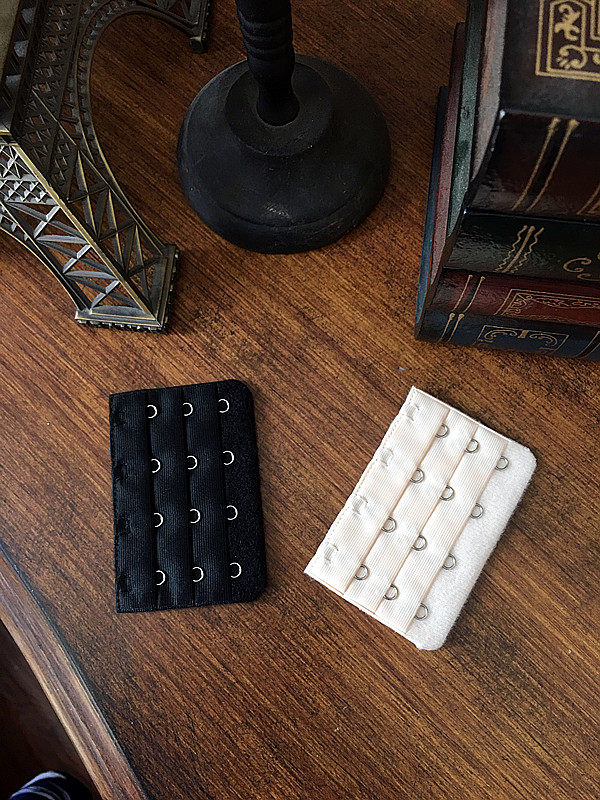 Caring for Little Pigs Foreign Trade Bra Lengthening Adjustment Three-Row Four-Button Underwear Extension Buckle Black Skin Tone