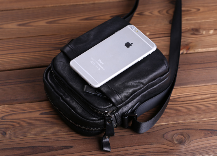 Túi da nam nhỏ Túi đeo vai nam mini Túi Messenger đeo ba lô điện thoại di động với túi da nam retro giản dị - Túi của con người túi xách lyn