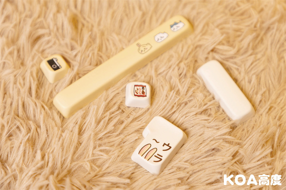 Chiikawa Usagi keycap detail