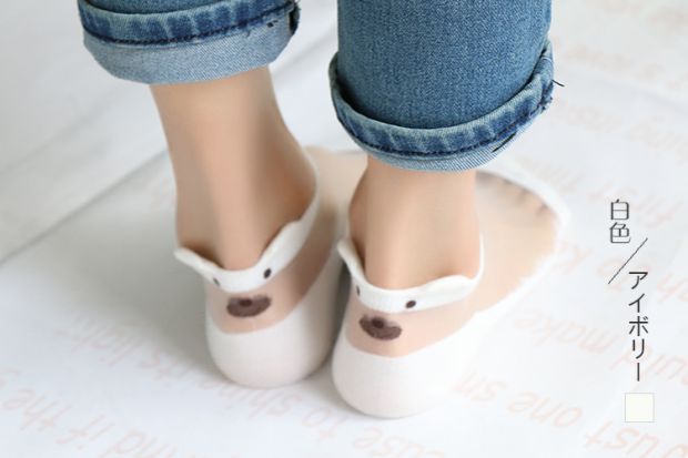 6 đôi stereo phim hoạt hình gấu vớ cotton đáy thuyền vớ Nhật Bản dễ thương vô hình vớ rắn màu pha lê vớ nữ vớ hoang dã - Vớ sợi tre vớ mỏng mùa hè nam giới