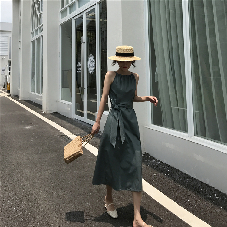 VK旗艦店 韓國風時尚掛脖收腰削肩無袖洋裝