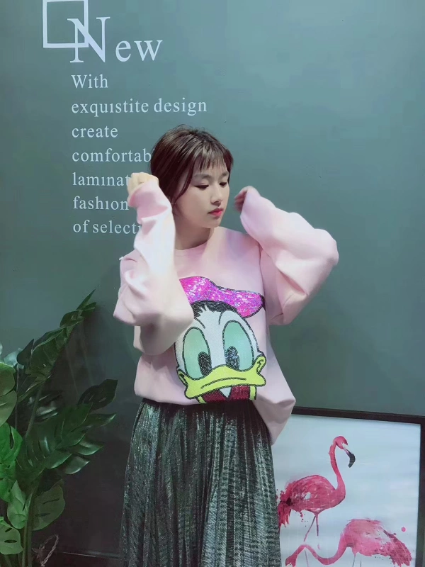 Mùa đông 2017 phụ nữ mới làm việc nặng nề sequin Donald Duck phiên bản Hàn Quốc của áo len trong chiếc áo len dài áo thun - Áo / áo thun áo thun có cổ