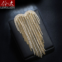 European and American temperament tassel brooch corsage female celebrity pin atmospheric cardigan buckle jacket coat accessories