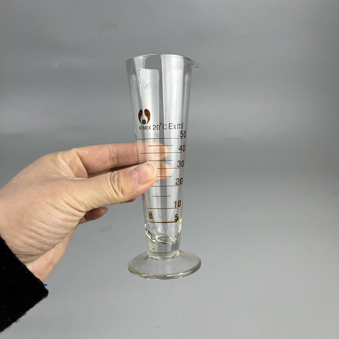 【可开票】三角量杯玻璃量杯50ml实验室刻度量杯量筒玻璃仪器