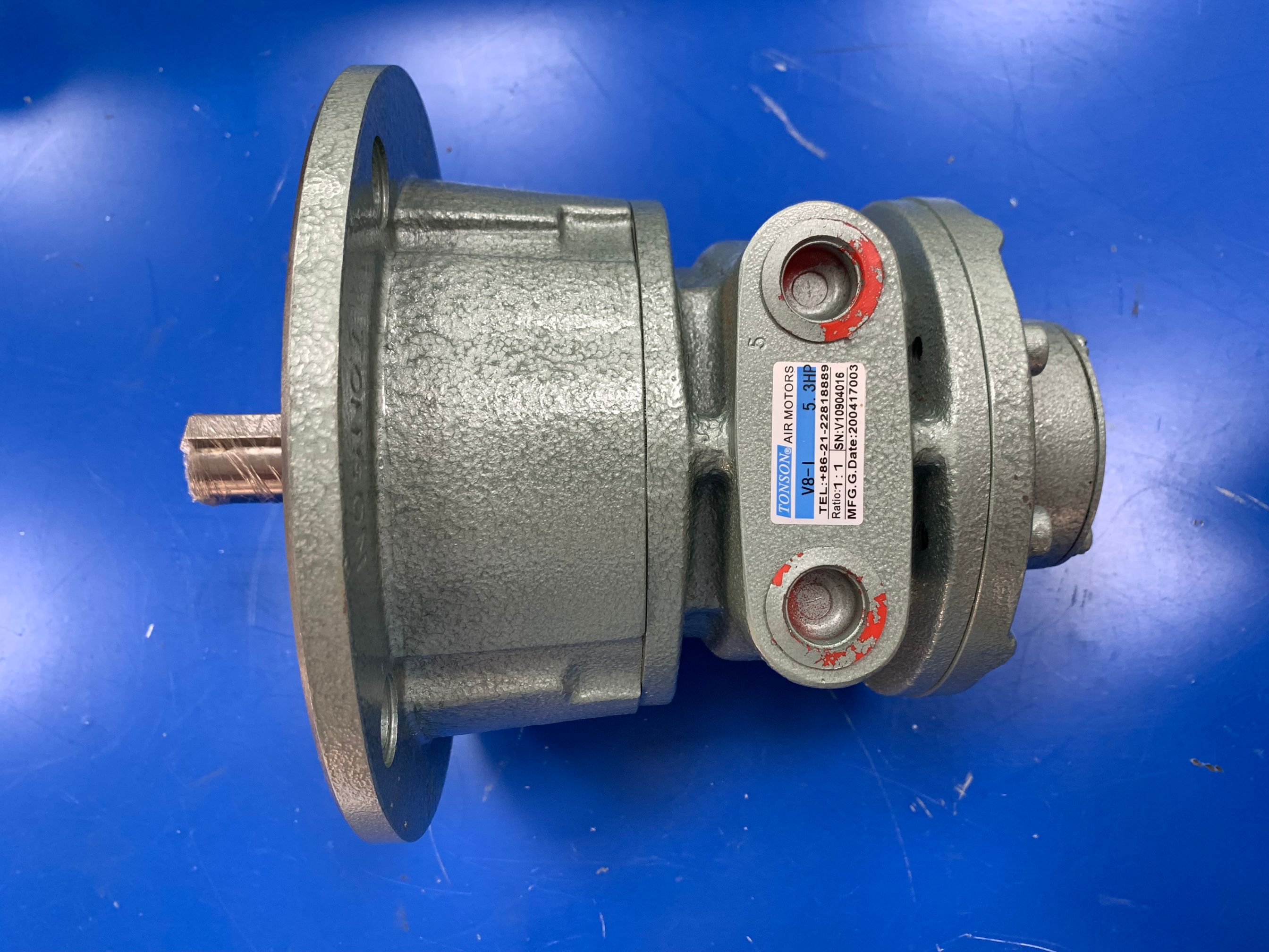 Tong and Shun TONSON vane type air motor V8 motor horsepower 5. 25HP  V8-I