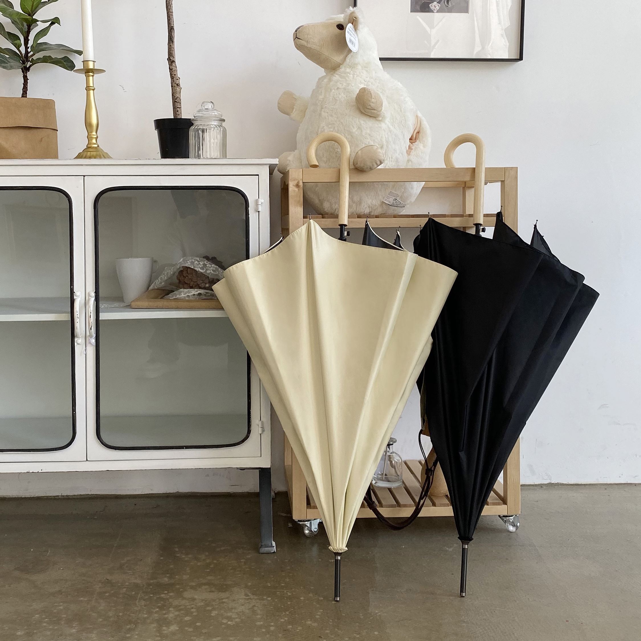 Umbrellas Advanced Sensation Beach Umbrellas Women Sun Protection Anti UV2021 New Men Upscale Small Crowdumbrella Sunny