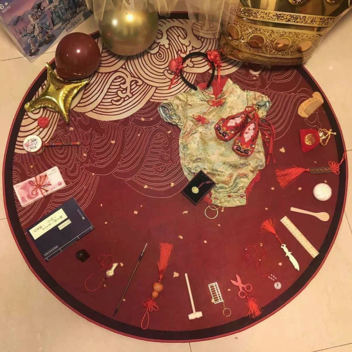 Grab Weekly Carpet Ground Mat Children Winter Grip carpets Climbing Cushion Winter Living Room Tea Blanket 2021 New Round Cushions