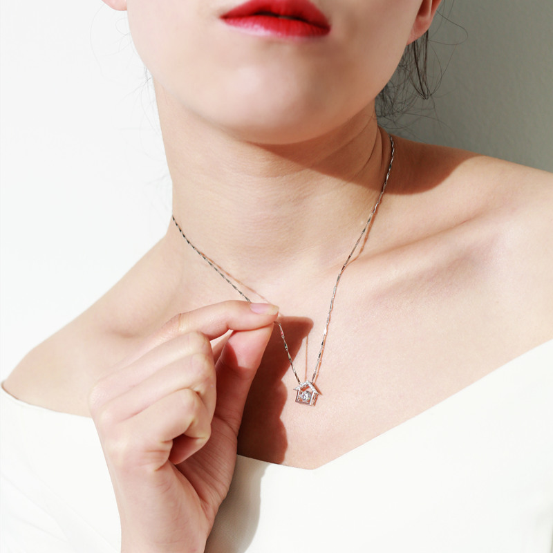 Baolian beating heart sterling silver necklace for women 2020 new light luxury niche collarbone chain pendant will be sent to girlfriend