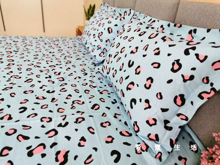 Cotton cũ thô da báo in đơn mảnh lưới đỏ bông đôi chăn mat lanh màu hồng 1,8 m giường - Khăn trải giường ra giường