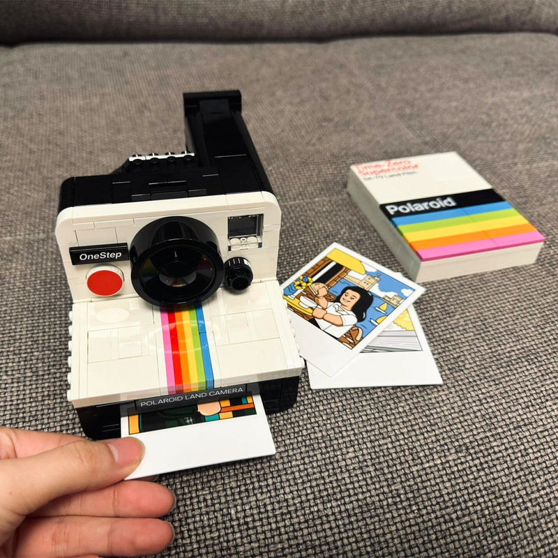 Creative Retro Polaroid Camera, Assembled Building Block Toy Gift for Boys and Girls