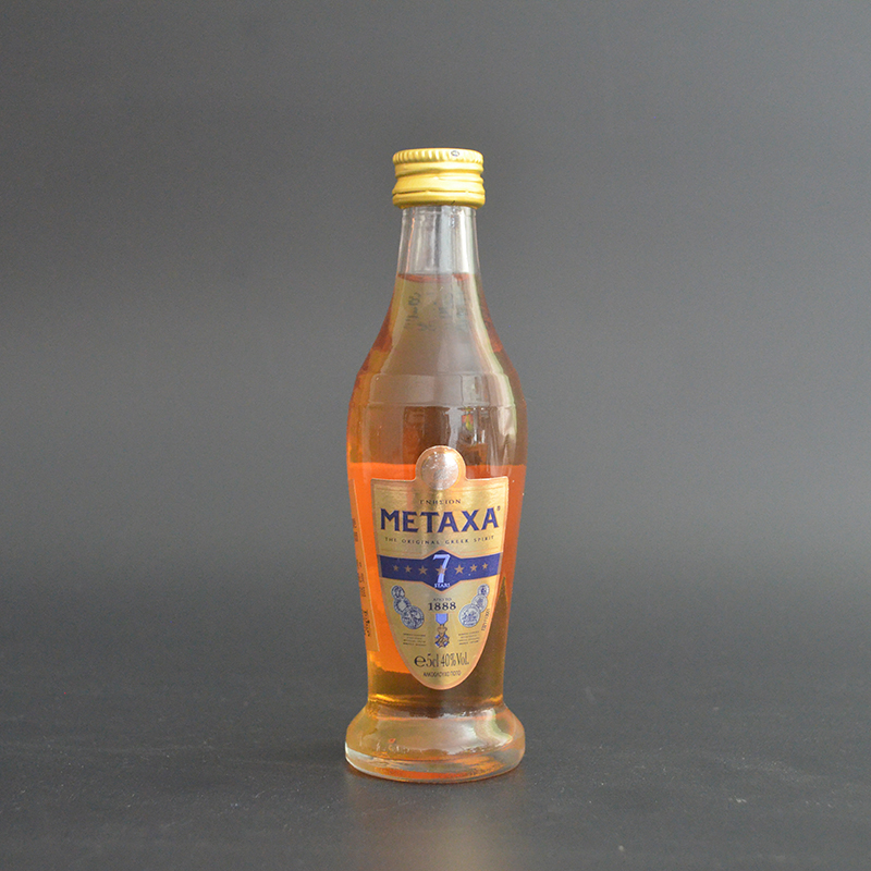 Foreign wine mini wine version Greek Metasha 50ml brandy glass vial baking mini decoration 40 degree collection
