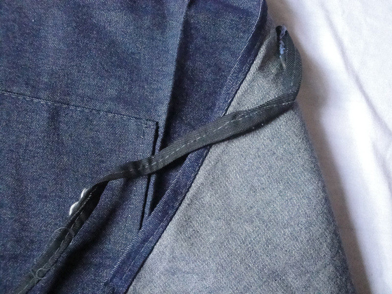 Denim Cloth Apron Working Apron Fire Protection Flower Splash Burning welding apron thickened abrasion-proof Lawless apron length about 90cm