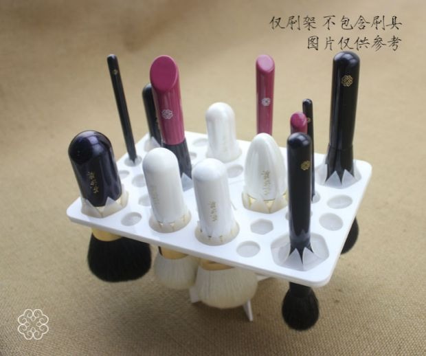 [Hoa hollyhock] bàn chải khô kệ bàn chải trang điểm sấy giá bàn chải trang điểm sấy bàn chải tạo tác giá lưu trữ công cụ trang điểm - Các công cụ làm đẹp khác mút đánh phấn