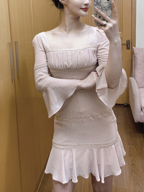Shark Baby Ya Gentle Muse Square Neck Tie Waist Lace Trim Long Sleeve Dress