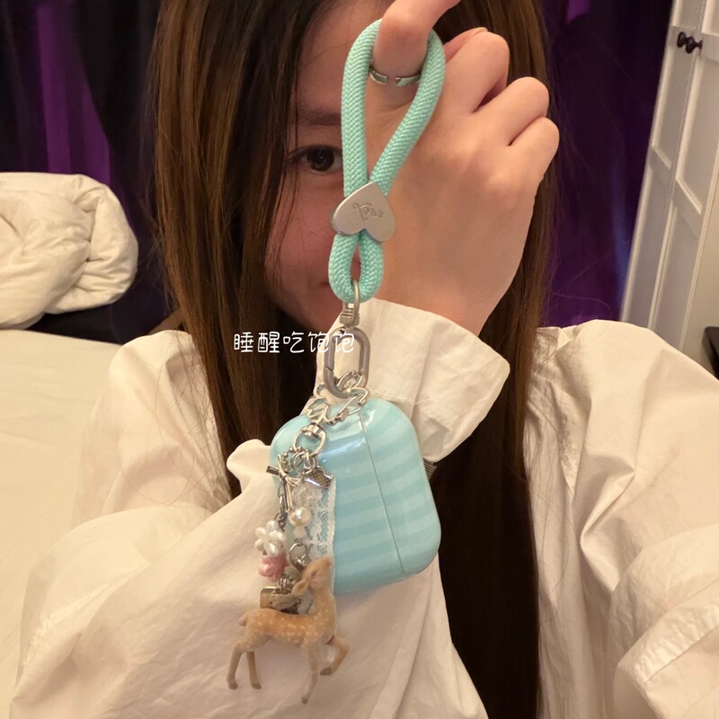 Mint Green Deer Chain Suitable for AirPods Protective Case Pro Protective Shell Airpods3 Earphone Case Apple Airpods2 Second and Third Generation Bluetooth Soft Case Mint Green Deer Chain Suitable for AirPods Protective Case Pro Protective Shell Airpods3 Earphone Case Apple Airpods2 Second and Third Generation Bluetooth Soft Case